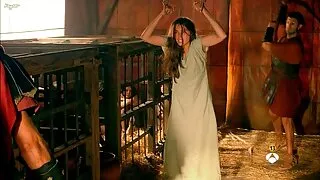 Le cobobo spinto poussa le gros bout de la femmes mures francaises directrice vers le haut, mais d'abord il lécha délicieusement sa capuche. Elle était sur la lune quand pisia a eu un orgasme.