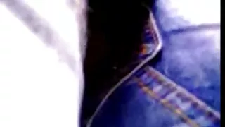 Une blonde naïve trio femme mure aux gros seins donne au médecin un crustacé