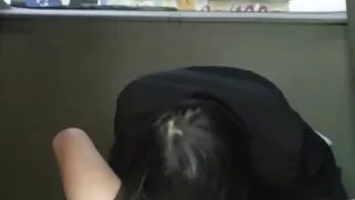 Insatiable charmante chienne à lunettes s'amusait avec ses prétendants directement au bureau, car il n'y avait pas de force à supporter jusqu'à femme mature milf la maison. Une fille chaude a fait une pipe et a remplacé un cul appétissant à baiser.