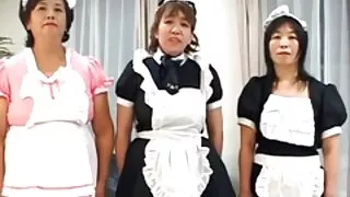 Ce jeune destrier a maintenant baisé passionnément une femme en bas avec une bite pointue. Il a été très impressionné par sa chatte, car avec elle, il était possible de se détendre de manière inoubliable, de tirer le meilleur parti de la copulation et pas seulement. Elle a toujours permis d'essayer de nouvelles poses, techniques et tout le reste, car femmes mures aux gros seins elle était amoureuse du Seigneur jusqu'aux oreilles. La fille ne savait même pas combien et avec quelle effronterie elle l'utilisait maintenant. Tout son intérêt, dans cette relation, ne consistait qu'à obtenir une expérience banale du sexe, rien d'autre n'avait d'importance pour l'homme.