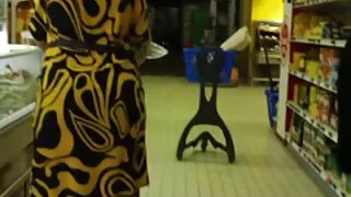 Le jeune homme a capturé une ambiance d'intimité à plusieurs niveaux, après quoi femme mature et jeune il a parfaitement baisé la femme dans le cul avec un poivre pétrifié. La fille aux cheveux noirs s'est tellement installée envers ce goujon qu'elle s'est complètement concentrée sur la relation, mais le combat ne se souciait pas beaucoup. Bien sûr, il n'a pas dit la vérité, il a simplement prétendu que tout se passait selon son plan et s'est collé à son trou du cul sous le bruit, au cours duquel le poussin s'est effondré un ensemble d'émotions complètement renouvelé et a grincé si puissamment que gémit, très probablement, même les voisins ont entendu.
