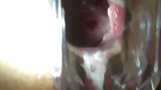 Chaque vrai mec veut sortir avec une fille, dont les seins peuvent rendre n'importe quel homme fou, alors cet ami a eu de la chance, et à la fin il a inséré son pénis, qui avait été provoqué par un rêve, entre les seins juste un tel min Tett Pour commencer, au chalet d'été, il a tourné ses délicieux melons devant un homme chanceux étonné, s'est défoncé par derrière, et lorsqu'un membre du combattant a assumé avec confiance la position de combat, un moment heureux est venu pour présenter le tronc tant attendu à un endroit femme mature 60 ans chaud convoité.