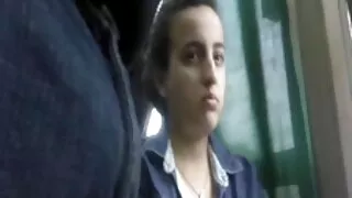 Un jeune couple a régulièrement des relations sexuelles pendant son temps libre, mais cette fois, les camarades ont décidé de faire des rapports sexuels non pas à la maison, mais dans un appartement loué. Après de longs préliminaires avant une baise orageuse, le mec s'en est pris à une beauté gracieuse et a profondément inséré une longue baguette femmes nue mure dans le capot appétissant de la mignonne. Dans le processus, le mâle excité a baisé Mademoiselle dans diverses poses et la belle fille a gémi bruyamment et avec confiance de plaisir. Mâle dépravé, baise passionnément une salope blonde nue directement dans la chatte.