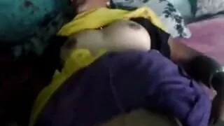 Jeune cheval excité sexuellement femmes mures en rut poussin dans le jacuzzi. Il aimait recevoir une passion à plusieurs niveaux d'une telle relation, car c'est ainsi qu'il planifiait tout.
