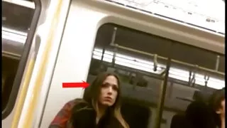 Au service d'un autre homme chauve avec une barbe dans son bureau privé, la masseuse Se dato a donné du cul et a essayé de satisfaire l'organe sexuel le plus passionnément possible. Cette fille aimait avoir des relations sexuelles sans retenue et le client chauve était juste son goût. Chuvikha touchait périodiquement son pénis avec ses mains et provoquait une érection serrée. Après cela, la masseuse rusée a donné à l'homme une succion femmes matures nues douce et approfondie, puis a essayé un cul de travail sur son pénis dimensionnel.