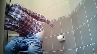 Une jeune salope enjouée a montré des sous-vêtements à son élue, car elle rêve de tirer le maximum de buzz passionné de x femmes mures cette relation à l'avenir.