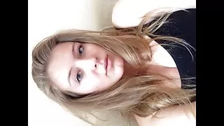 Noirci par le fort soleil, le Niger entra dans le plancher du cône dans la calotte blanche comme neige d'une jeune blonde. Le krala aux cheveux blancs Elle n'a pas vu de jardinier assis à proximité et s'est reposée à l'ombre, alors elle s'est déshabillée. Le nègre était mal à l'aise, car il n'aurait pas dû le voir, après une minute, il se couvrit les yeux avec ses mains et demanda pardon à la dame. Curieusement, mais elle n'a belles matures nues pas crié ni fermé, la chienne a souri et a demandé à l'Africain de prendre une bite et de se joindre.