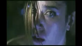 À l'écoute d'un sexe anal clair, le mec baise une fille dans le femmes mûres nue cul fermement et assez rythmiquement. Belle fille essaie de détendre son sphincter le plus rapidement possible.